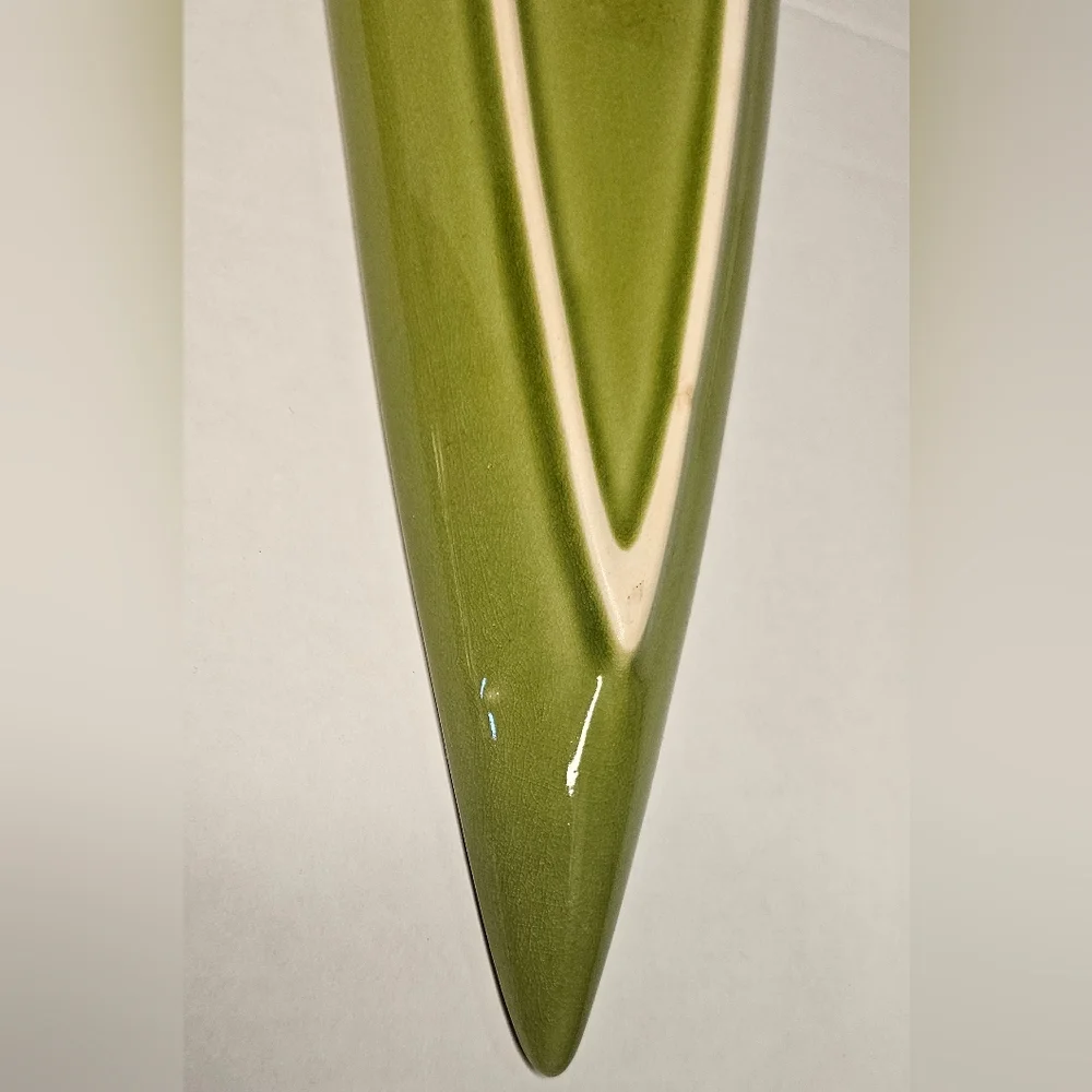 [PIER 1] (2) Vintage Olive/Charcuterie Serving Dishes 🍃🌶 Leaf/Chili Shape